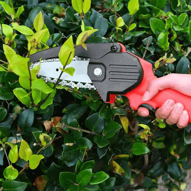 Cordless Lithium Mini Chainsaw with Rechargeable Battery – Portable Electric Cutting Saw for Garden & Woodwork